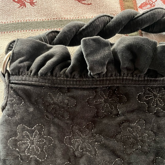 Old Navy Quilted Soft Velvety Gray Purse Zippered 16” x 12” NWOT - Picture 4 of 11